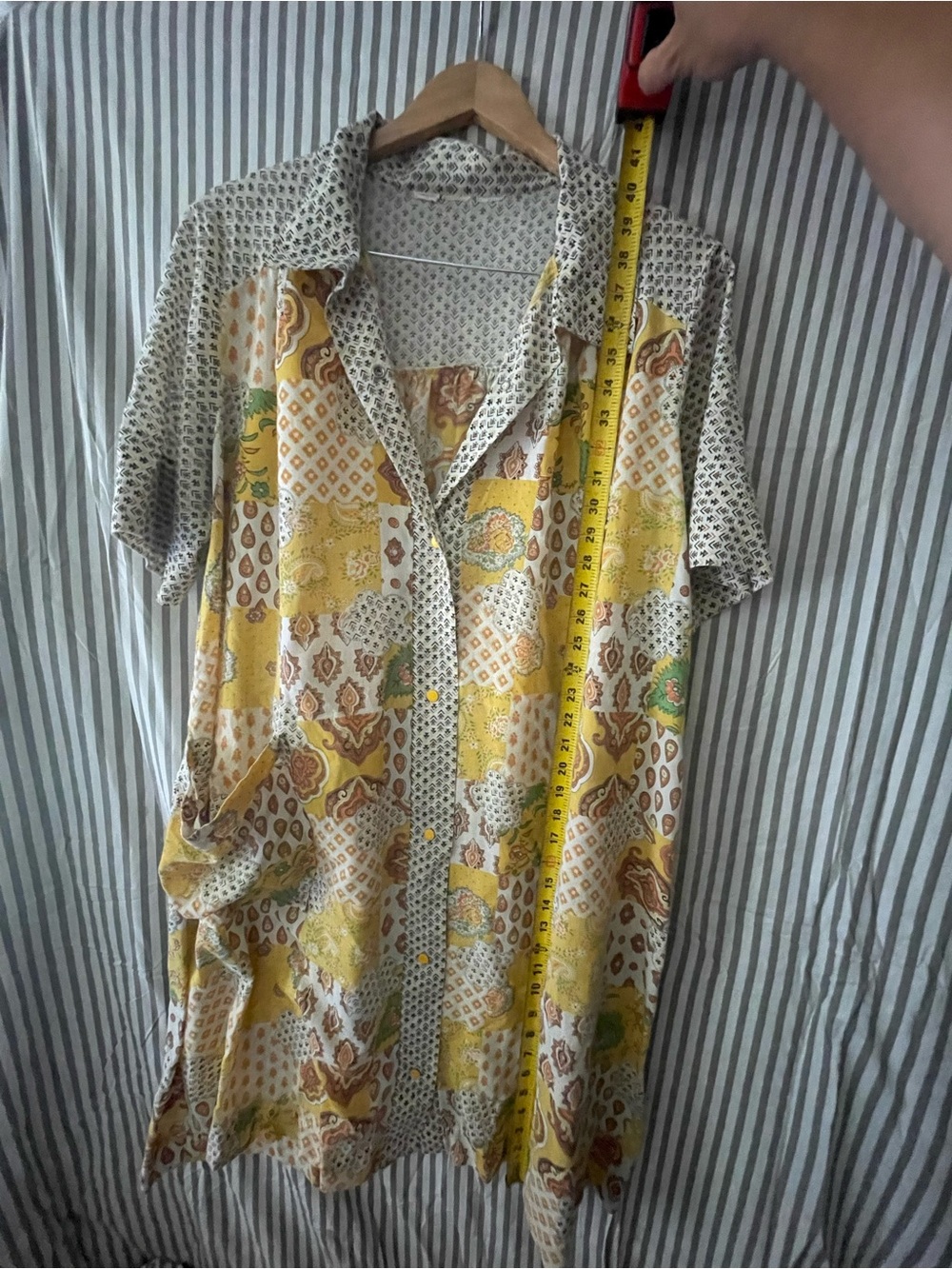 Vintage Yellow Patchwork Print Collared Dress/House Dress/Robe - Picture 4 of 5